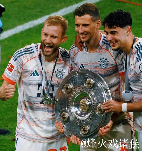 莱默尔吃到本赛季德甲第五张黄牌，将因停赛缺战